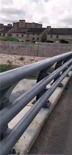 道路防撞护栏