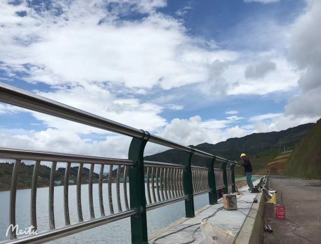 河道护栏
