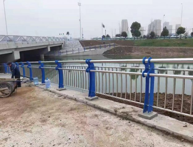 原平河道护栏
